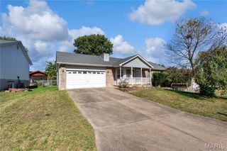 1503 Peach Tree Lane, Pacific, MO 63069