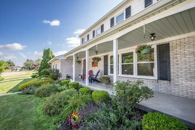 2540 Rebecca Drive, Springfield, OH 45503