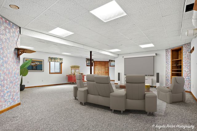 2215 Crystal Circle, Crystal Lake, IL 60012