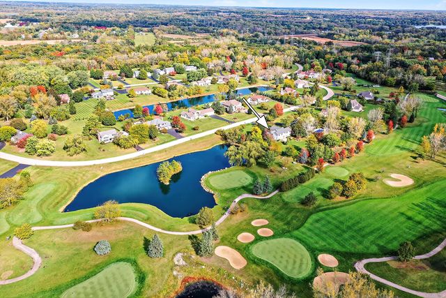 2215 Crystal Circle, Crystal Lake, IL 60012