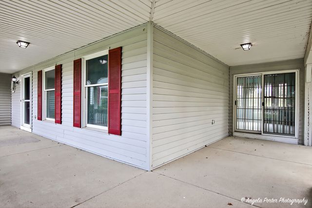 2215 Crystal Circle, Crystal Lake, IL 60012