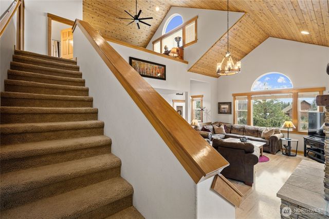 261 Tiger Lily Lane, Ronald, WA 98940