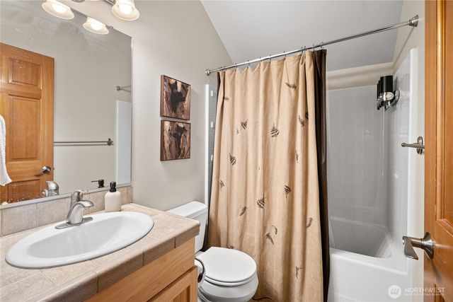 261 Tiger Lily Lane, Ronald, WA 98940