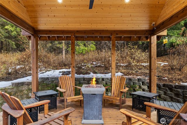 261 Tiger Lily Lane, Ronald, WA 98940