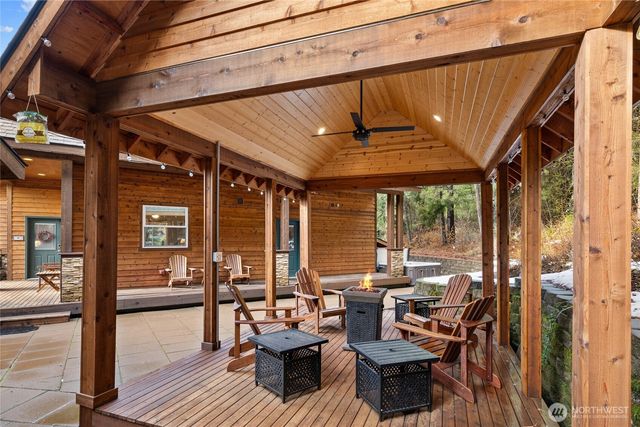 261 Tiger Lily Lane, Ronald, WA 98940