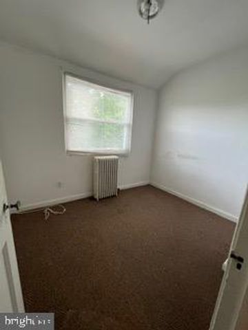 5364 AMES ST NE, Washington, DC 20019