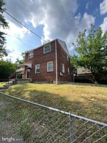 5364 AMES ST NE, Washington, DC 20019