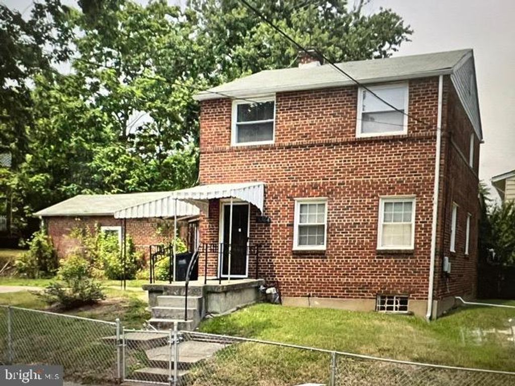 5364 AMES ST NE, Washington, DC 20019