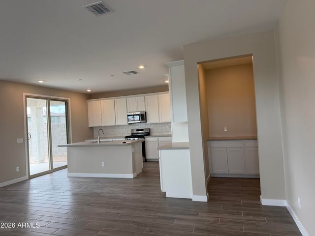 3188 S 180th Avenue, Goodyear, AZ 85338