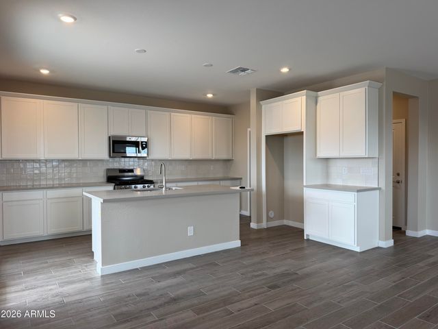 3188 S 180th Avenue, Goodyear, AZ 85338
