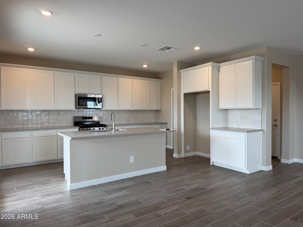 3188 S 180th Avenue, Goodyear, AZ 85338 — photo 5
