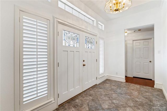 7400 N 33rd Street, Mcallen, TX 78504