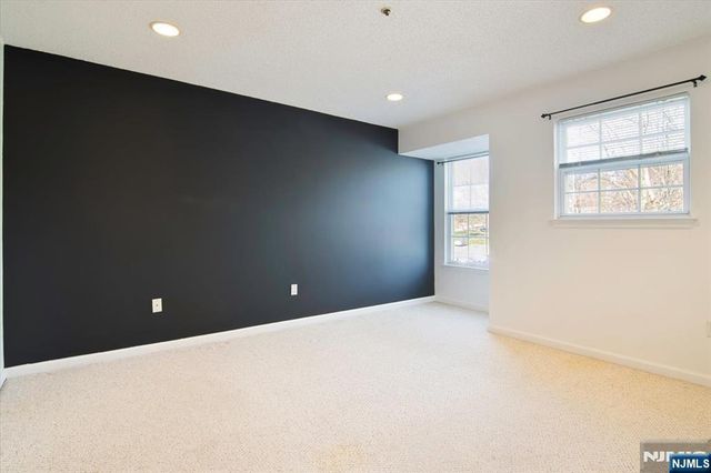 1125 Hyde Park Court A2, Mahwah, NJ 07430