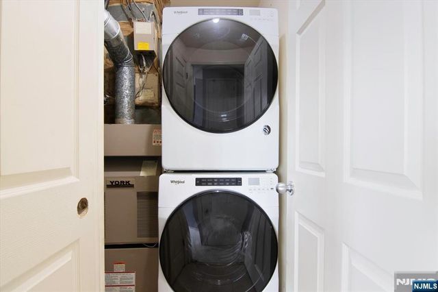 1125 Hyde Park Court A2, Mahwah, NJ 07430