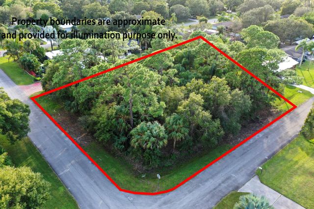 8503 W Penny Lane, Fort Pierce, FL 34951