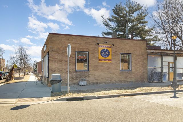 1496 Randolph Avenue, Saint Paul, MN 55105