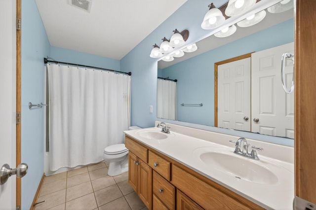 21183 Ivory Lane, Lakeville, MN 55044