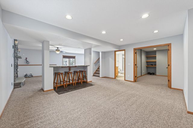 21183 Ivory Lane, Lakeville, MN 55044