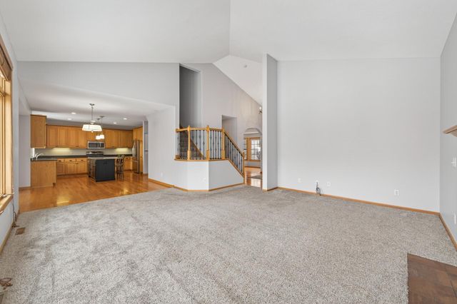 21183 Ivory Lane, Lakeville, MN 55044