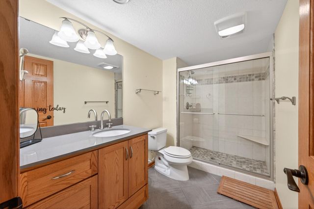 21183 Ivory Lane, Lakeville, MN 55044