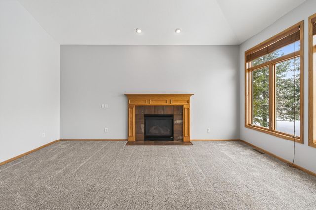 21183 Ivory Lane, Lakeville, MN 55044