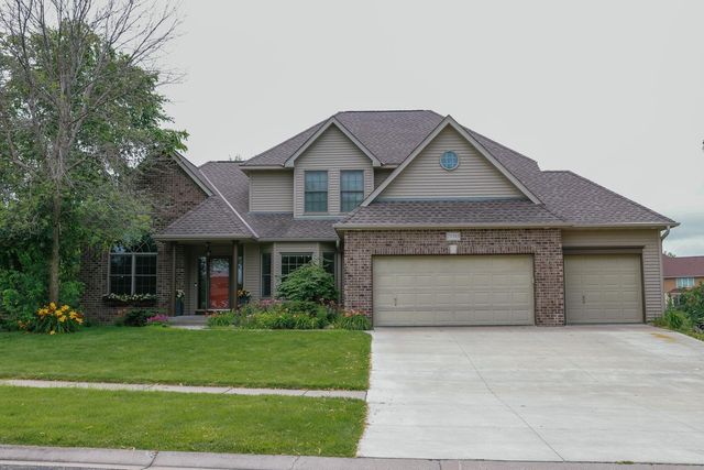 21183 Ivory Lane, Lakeville, MN 55044
