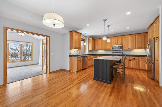 21183 Ivory Lane, Lakeville, MN 55044