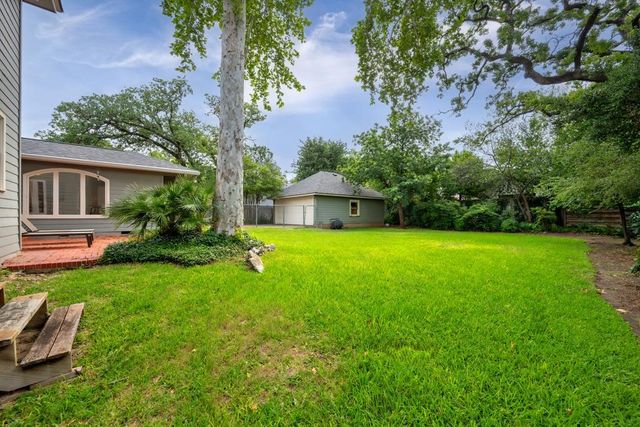 1311 Kent LN, Austin, TX 78703