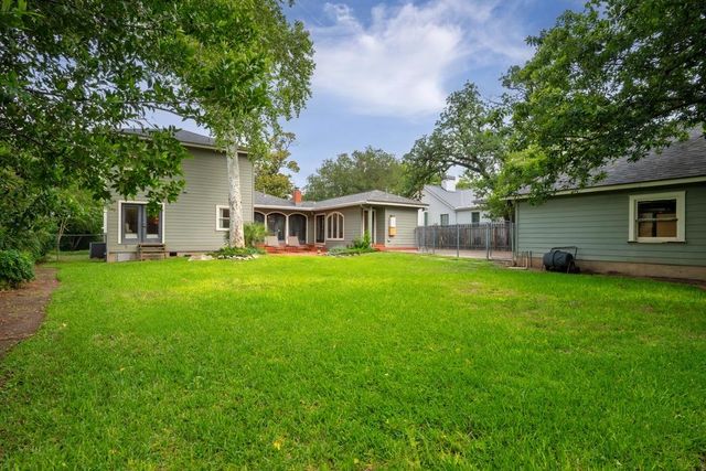 1311 Kent LN, Austin, TX 78703