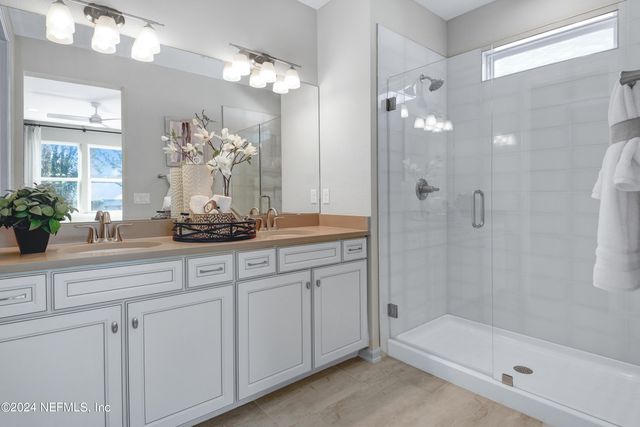 935 CEDAR SLOUGH Drive, Jacksonville, FL 32220