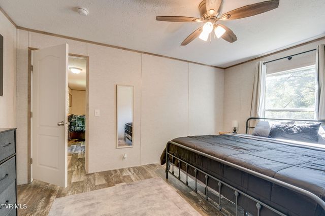 20124 Turkey Hollow Lane, Bristol, VA 24202
