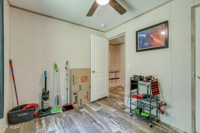 20124 Turkey Hollow Lane, Bristol, VA 24202