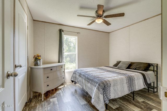 20124 Turkey Hollow Lane, Bristol, VA 24202