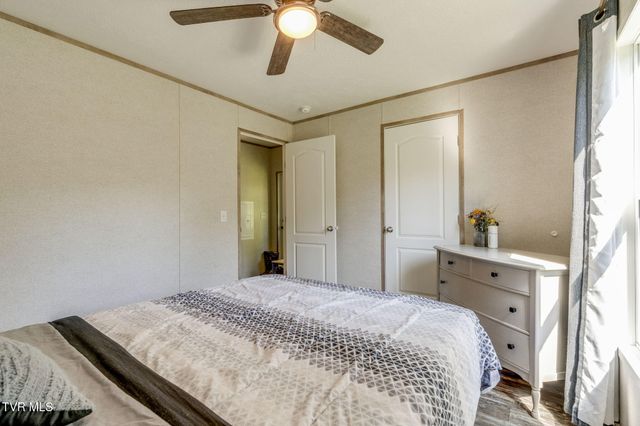20124 Turkey Hollow Lane, Bristol, VA 24202