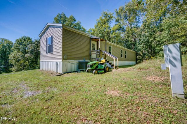 20124 Turkey Hollow Lane, Bristol, VA 24202