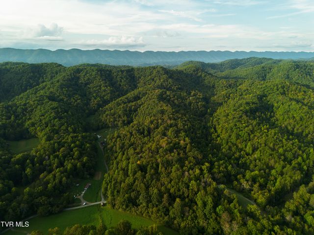 20124 Turkey Hollow Lane, Bristol, VA 24202