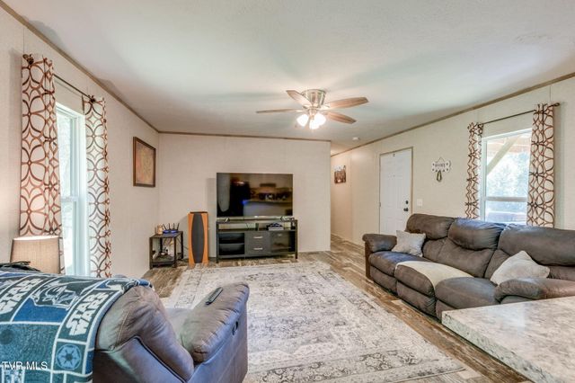 20124 Turkey Hollow Lane, Bristol, VA 24202