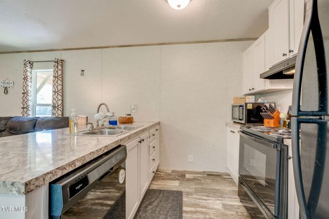 20124 Turkey Hollow Lane, Bristol, VA 24202
