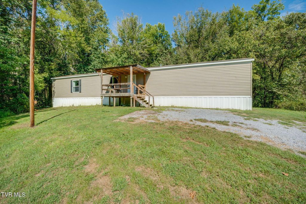 20124 Turkey Hollow Lane, Bristol, VA 24202