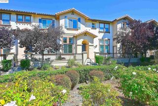 215 Santa Barbara St, San Pablo, CA 94806