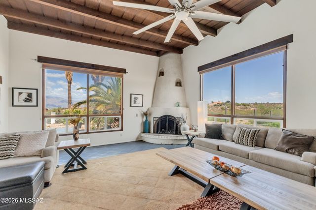 5040 N Camino De Oeste, Tucson, AZ 85745
