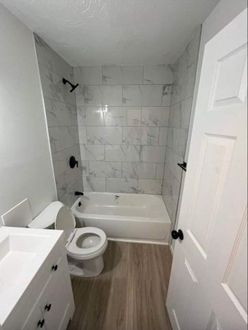 31 Vine St 27, Weymouth, MA 02188