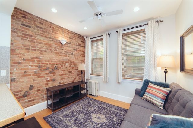 33 Irving 2, Boston, MA 02114