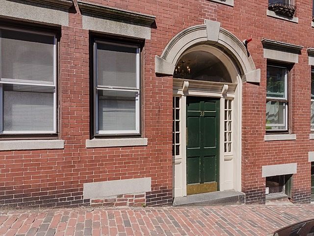 33 Irving 2, Boston, MA 02114