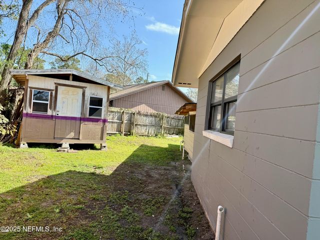 5445 GLORIANNE Drive, Jacksonville, FL 32207