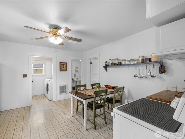2212 Columbia Avenue, Everett, WA 98203