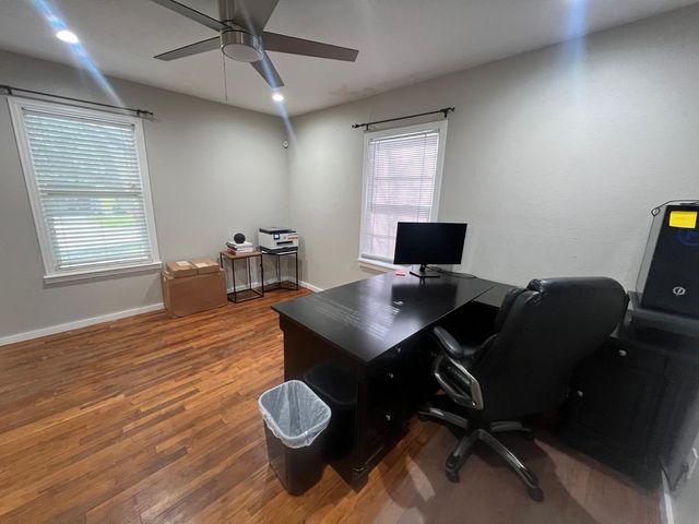 1207 W Ferguson Street, Humble, TX 77338