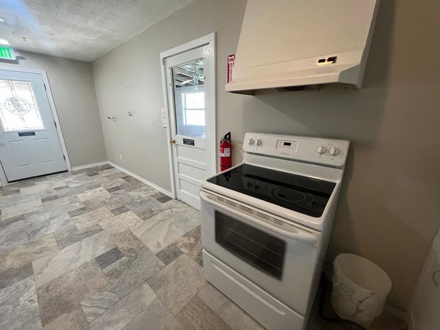 1207 W Ferguson Street, Humble, TX 77338