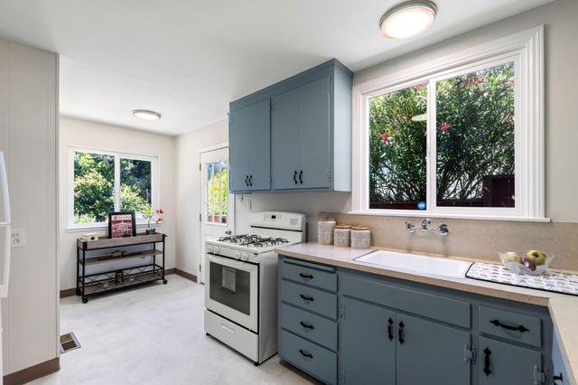 519 Park Boulevard, Millbrae, CA 94030