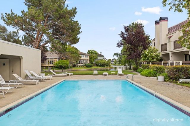 127 Shorebird Circle, Redwood City, CA 94065